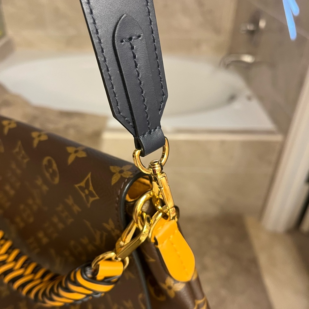 Louis Vuitton Brown Monogram Crossbody Bag - Picture 12 of 14
